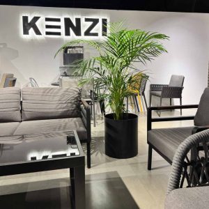 103.40b.black.nazari