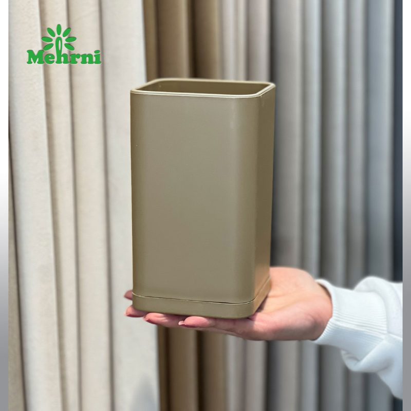 Tall cube pot 10 cm opening (code 124/10)